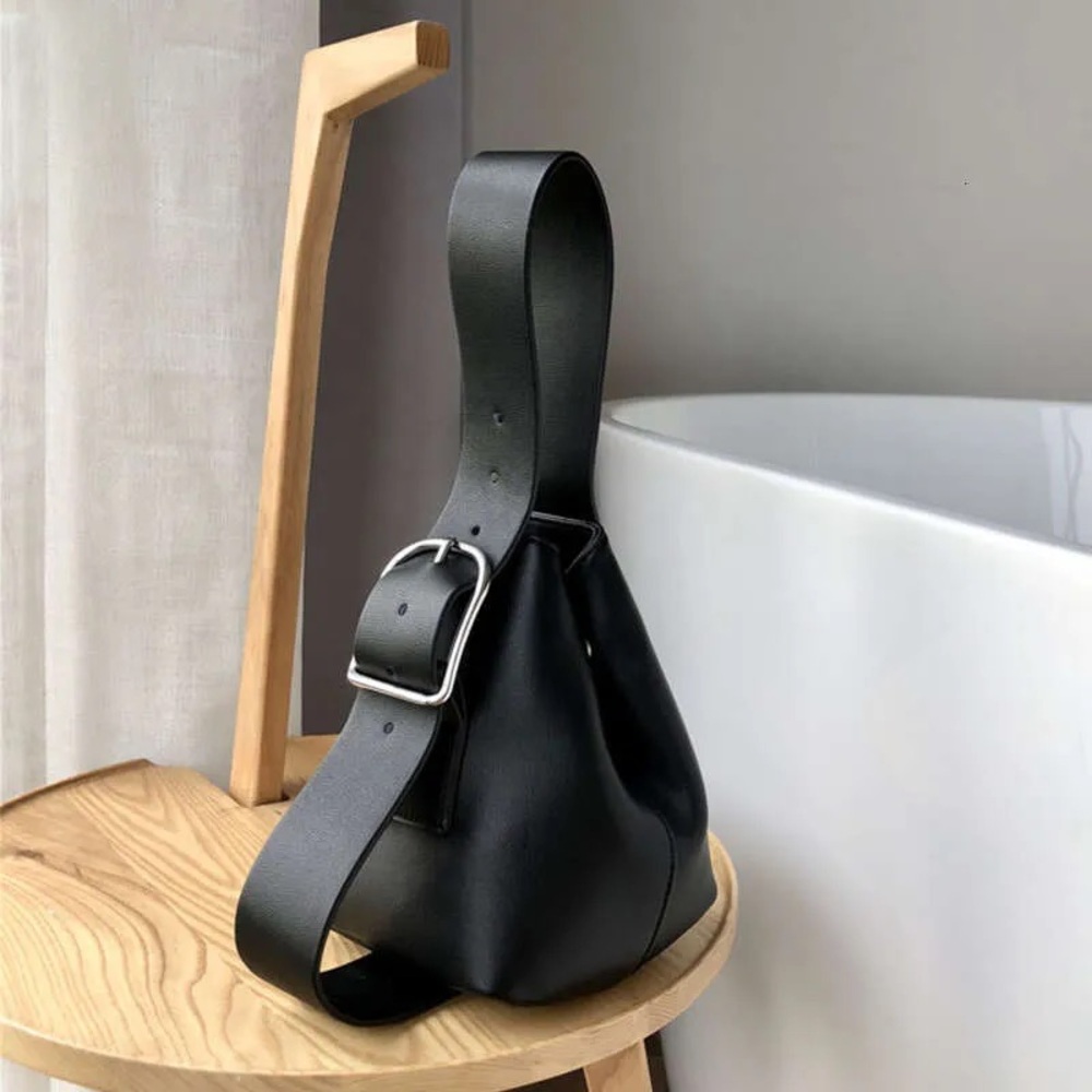 Black Purse